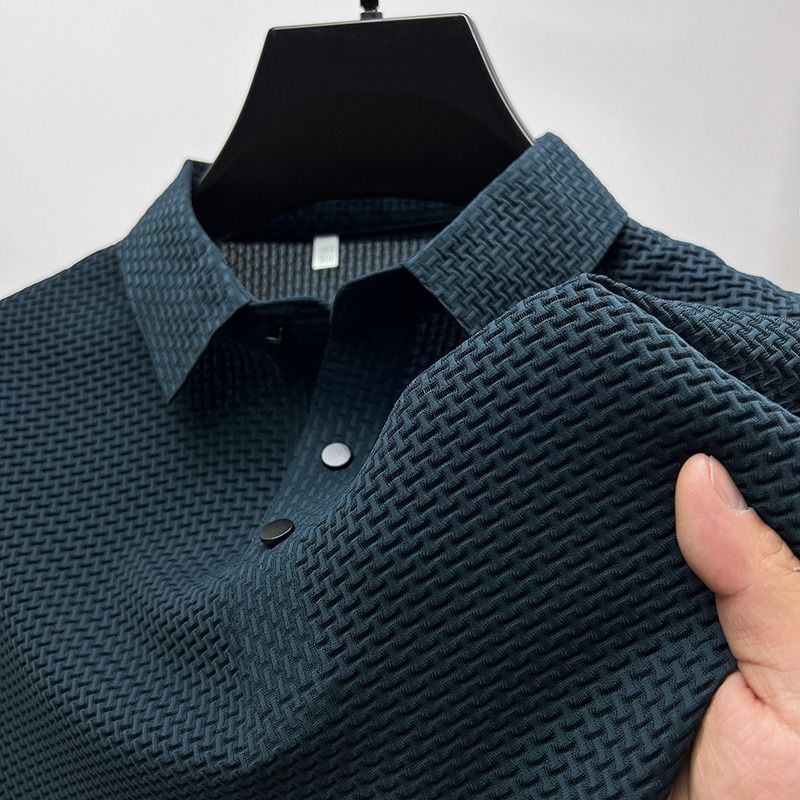 Camisa con tecnología antiarrugas