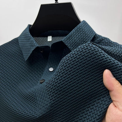 Camisa con tecnología antiarrugas